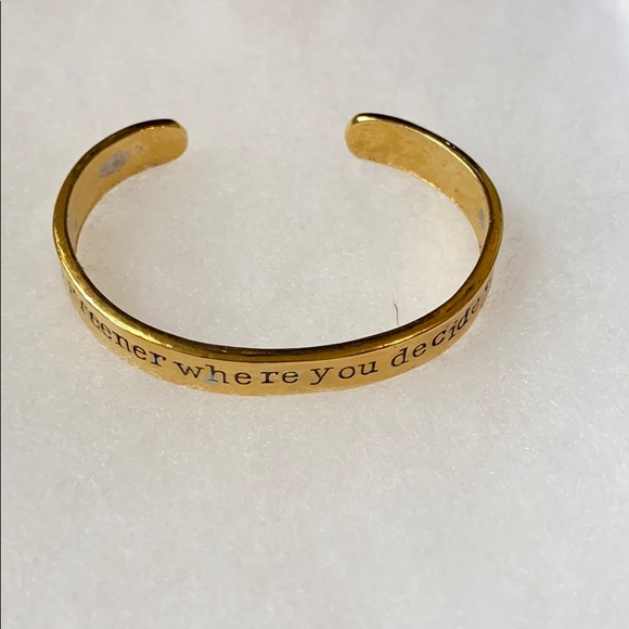 FREE Inspiration goldtone bracelet - Picture 1 of 6